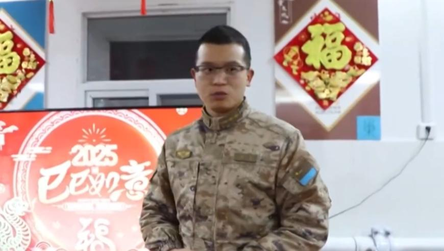 新澳门今晚开奖结果开奖2025年份查询表,保安上班迟到被同事3枪毙命,经济性执行方案剖析_储蓄版V3.6
