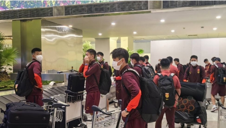 澳门三期必中一期凤凰网,巴克莱：预测美联储明年降息两次,准确资料解释落实_AR版V5.71